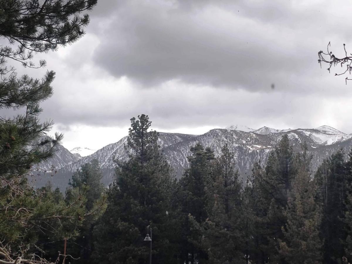 Ventura Grand Inn Mammoth Lakes Esterno foto